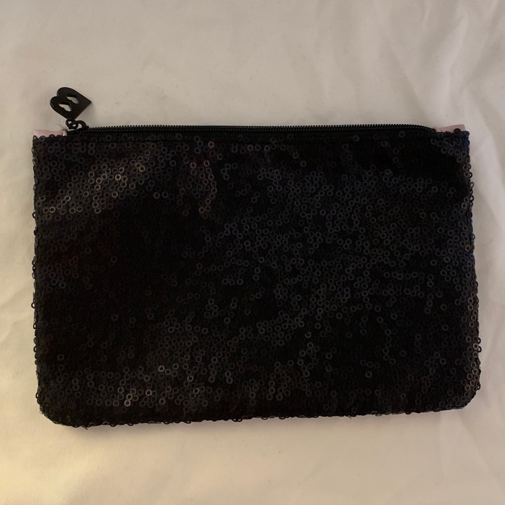 Ipsy Bag **Free with $25 Purchase** - Picture 2 of 2